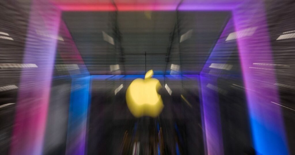 شركة أبل تطلق تحديثًا شاملاً لنظام iOS 26 وتبدأ بإعادة تسمية أنظمة التشغيل