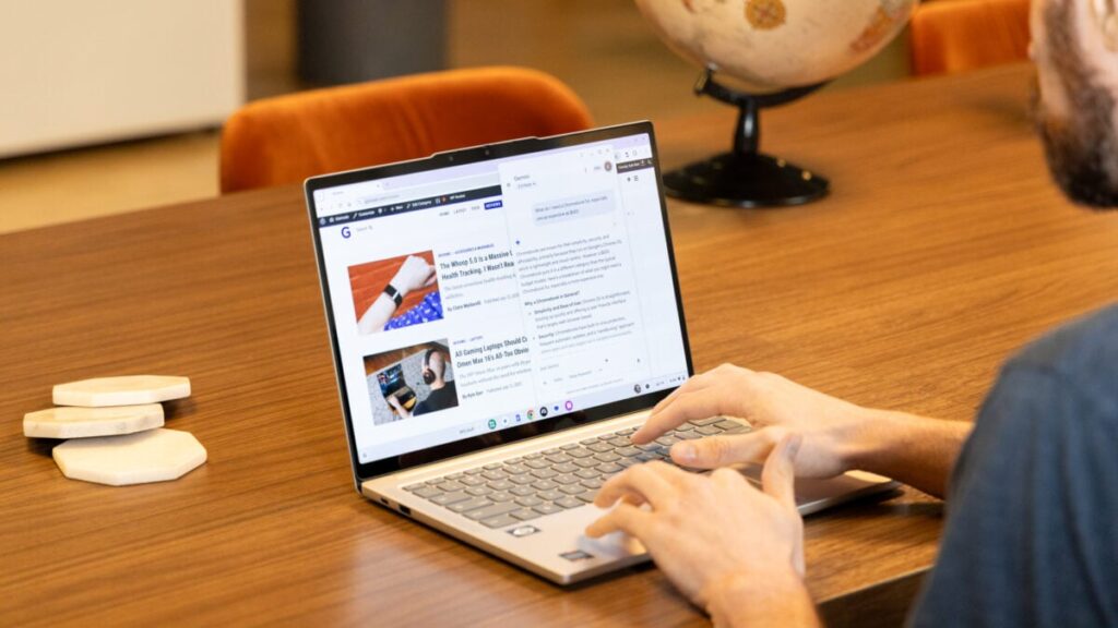 Chromebook الفاخرة من Lenovo Plus 14: قوة فائقة تفوق التوقعات