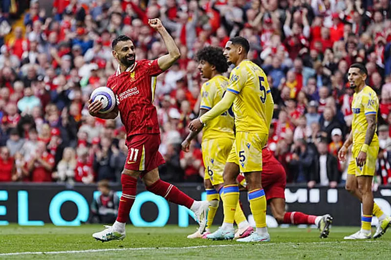 إنجاز محمد صلاح: أسطورة فانتازي بريميرليج في سماء كرة القدم