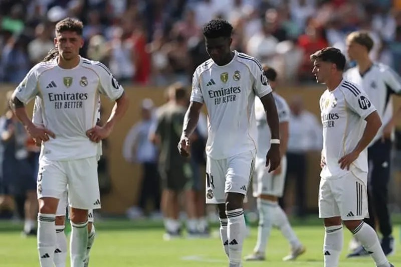 استراتيجية ريال مدريد في السوق الانتقالية: الاعتماد على الشباب بدلاً من الصفقات الجديدة