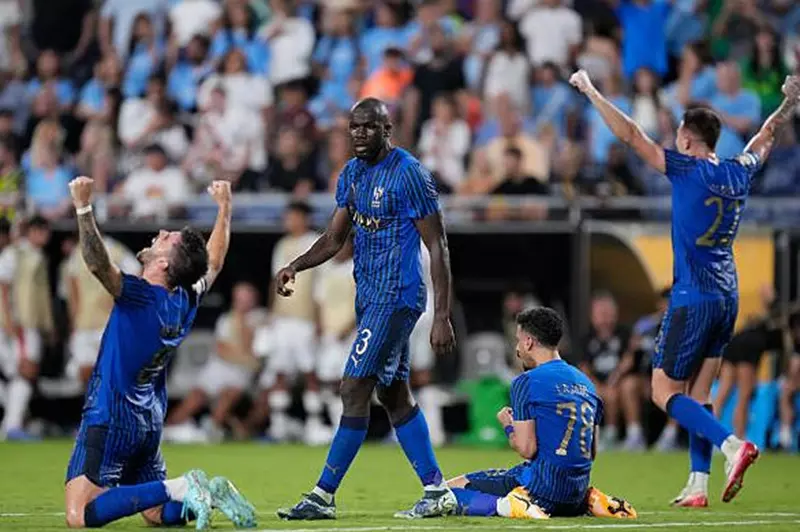 تبعات انسحاب الهلال من السوبر السعودي: الغرامات والتبعات المستقبلية