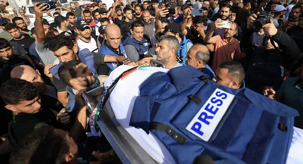 تحليل تأثير العدوان على غزة: استشهاد 232 صحفياً ودوره في حرية الإعلام