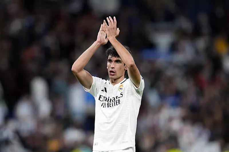 تحولات مسيرة فاييخو: من مدريد إلى تحديات الدرجة الثانية بعد عقد من الزمن