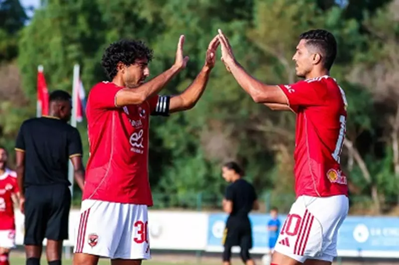 تطوير الأداء الرياضي: تحليل تدريبات الأهلي خلال مواجهة الملعب التونسي