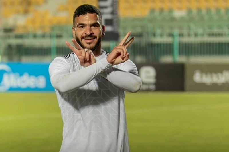 تفاصيل مفاوضات الزمالك مع حمدان ورفض العرض القطري
