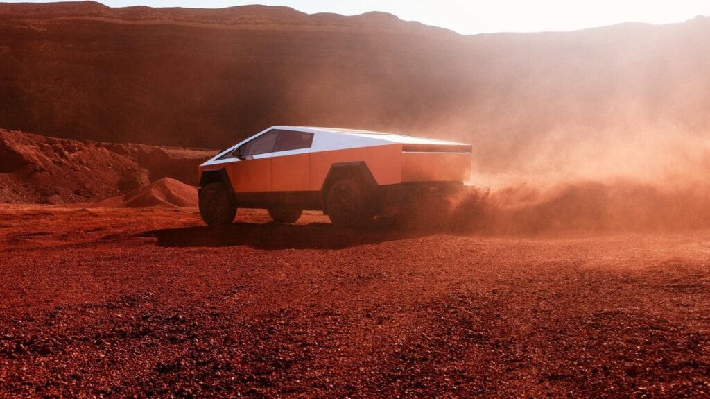 تمثال نصفي مميز لسيارة Tesla Cybertruck