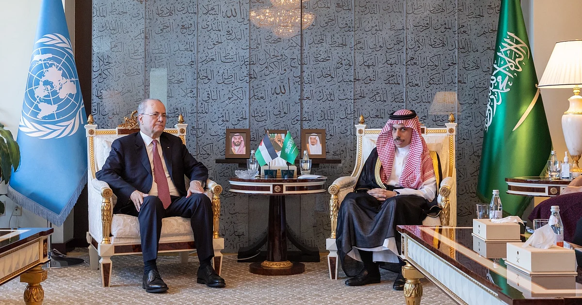 دبلوماسية متقدمة: توقيع مذكرات تفاهم بين فيصل بن فرحان ورئيس وزراء فلسطين في نيويورك