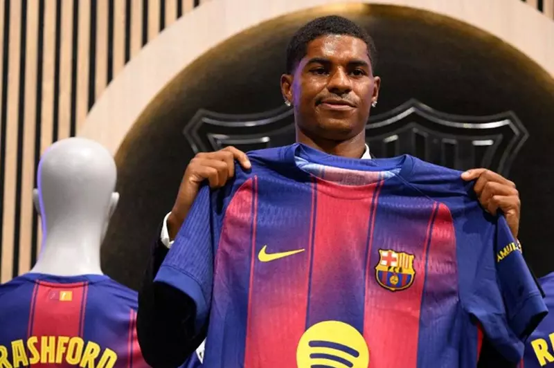راشفورد يكشف ولاءه لمانشستر يونايتد بعد الانتقال لبرشلونة