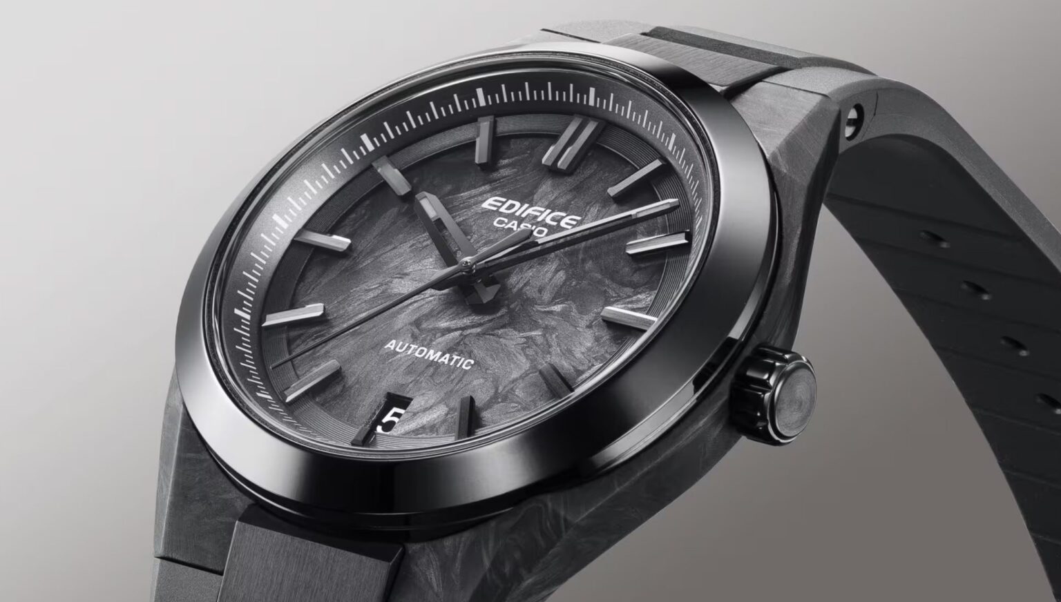 ساعة Casio Edifice EFK-100XPB-1A الفاخرة: وصولها المرتقب إلى المملكة المتحدة