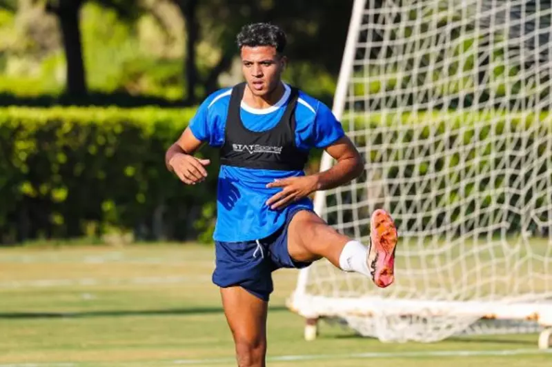 صفقة أحمد ربيع: تفاصيل حسم انتقاله وموقفه من معسكر الزمالك