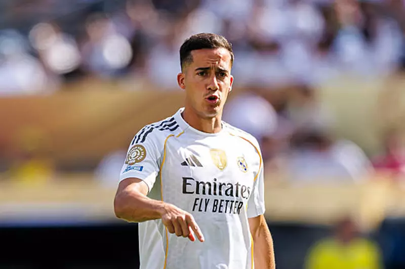 فاسكيز يغادر ريال مدريد برسالة عاطفية مؤثرة