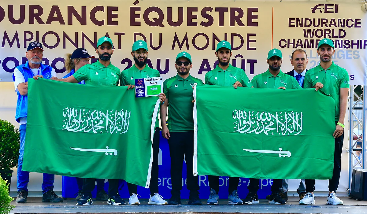 فرسان المملكة يتنافسون في كأس العالم للخيل الصغيرة بفرنسا