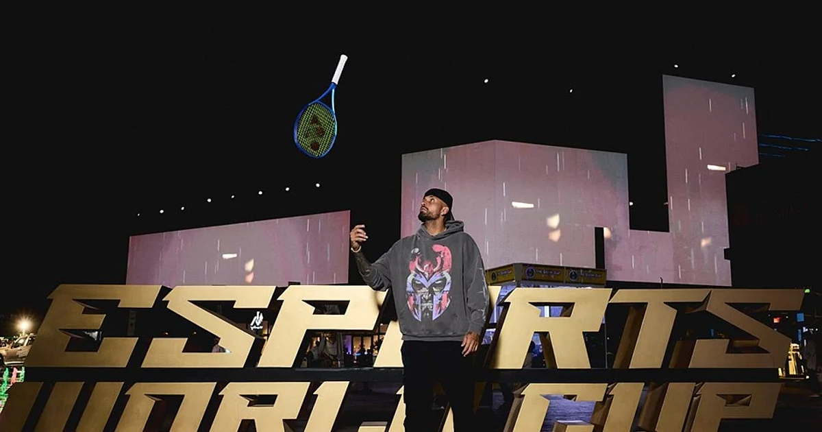 كيرجيوس: رحلة من ملاعب التنس إلى عالم esports في كأس العالم