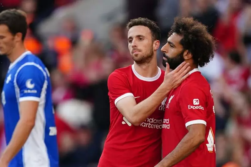 محمد صلاح في تأبين جوتا: لحظة تاريخية مع ليفربول