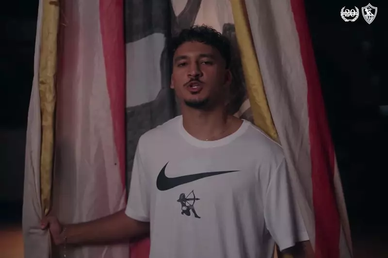 والده: أحمد شريف يوقع على بياض بدافع الحب لنادي الزمالك