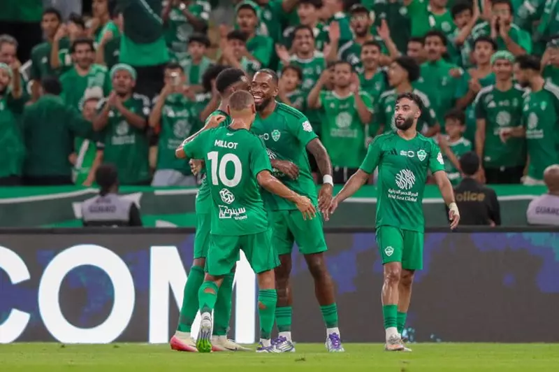 أهلي جدة ينجح في الحفاظ على موهبته لمدة عشر سنوات
