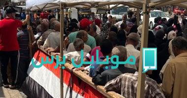تجمع شبابي حاشد في المقطم للإدلاء بأصواتهم في انتخابات مجلس الشيوخ