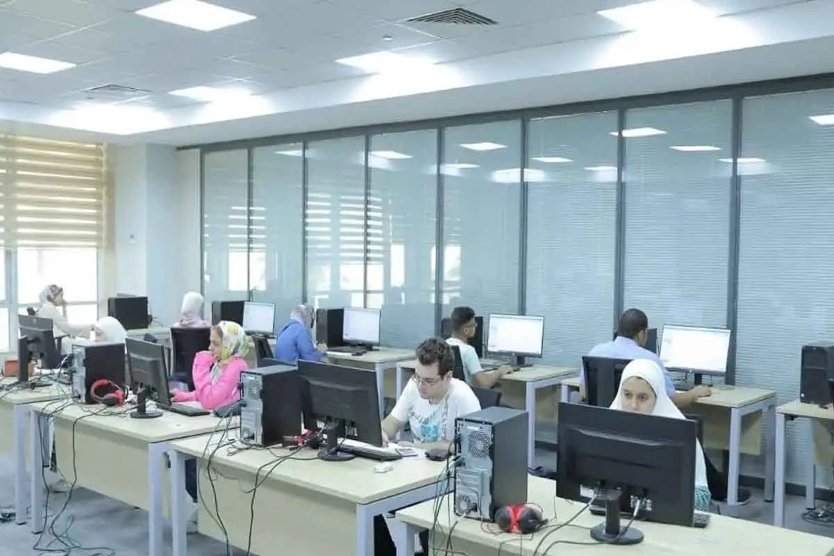 تجنب رفض أوراقك: دليلك الشامل للتقديم لكليات ومعاهد 2025/2026 خطوة بخطوة!