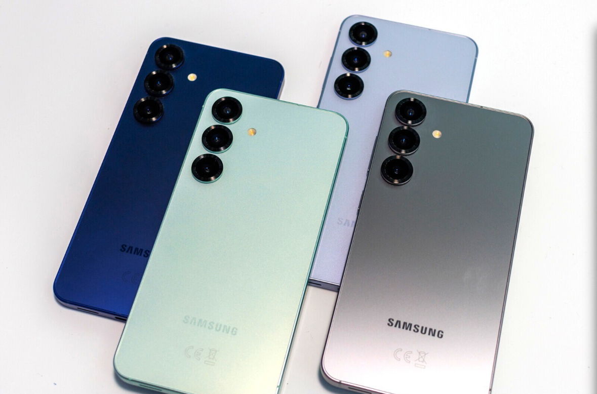 تحليل الفروقات في سعة البطاريات بين Samsung Galaxy S26 وXiaomi 16 وأبرز الهواتف الرائدة لعام 2026