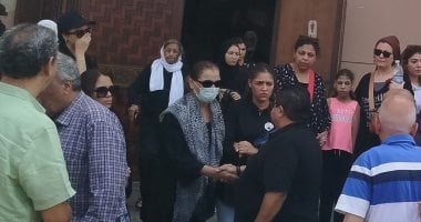 تشييع جثمان الدكتور يحيى عزمى: وداع مهيب من الزملاء والتلاميذ