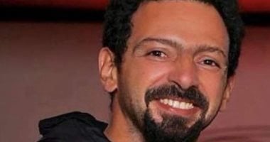 تيمور تيمور: رحلة إبداع ملهمة في عالم الفن وجوائز المسلسل الأخير