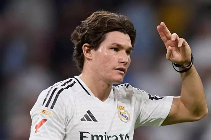 ريال مدريد يتمسك بفران جارسيا ويرفض العروض المغرية