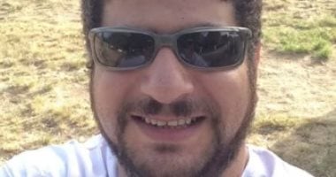 زملاء وطلاب عمرو سامي يلقون نظرة حزينة على إرث المخرج المسرحي