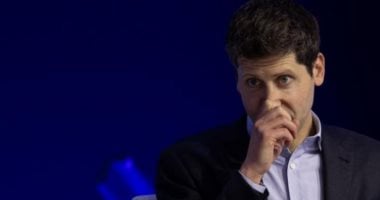 سام ألتمان: دور الذكاء الاصطناعي في تعزيز النمو السكاني المستدام