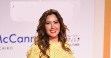 عصر المحاكاة: تأثير تسليع الثقافة على الأصالة الإنسانية