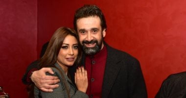 قصص الحب الخالدة: رحلة كريم عبد العزيز وهايدي عبر عقدين من الزمن
