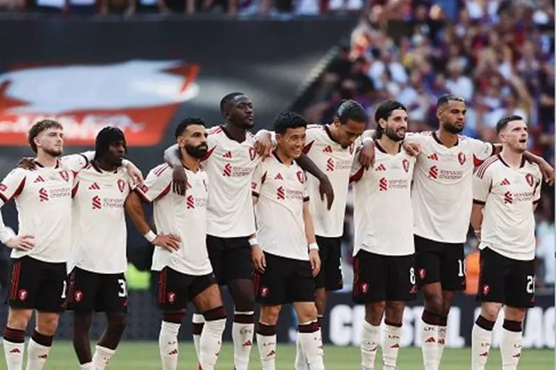 ليفربول يسعى لتفادي سيناريو أرنولد أمام ريال مدريد في السوق الانتقالية