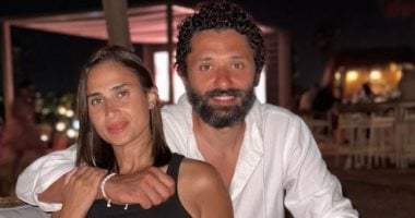 نجوم الفن يساندون كريم محمود عبد العزيز وزوجته عقب نفي شائعة الانفصال
