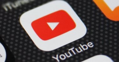 يوتيوب يطور تقنية ذكاء اصطناعي للتحقق من عمر المستخدمين بفعالية