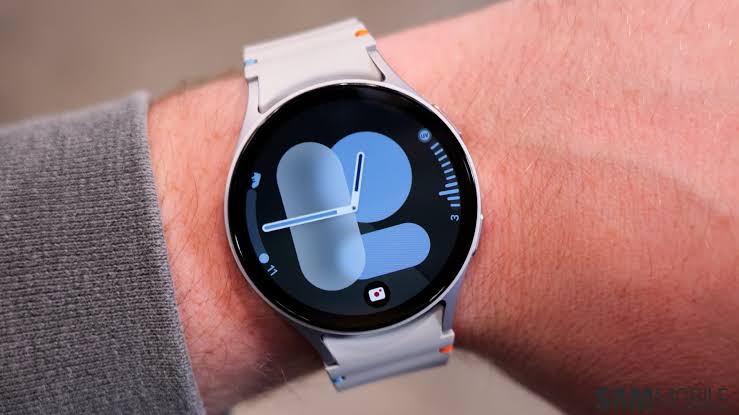 إطلاق تحديث One UI 8 Beta 4 لجهاز Galaxy Watch 7 من سامسونج