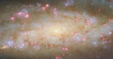 اكتشاف مذهل: صورة جديدة لمجرة NGC 7456 من ناسا عبر 51 مليون سنة ضوئية
