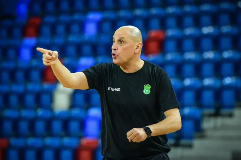الاتحاد السكندري: تفاصيل رحيل المدرب أحمد عمر عن الفريق