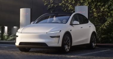 تحقيق رسمي حول مشاكل الأعطال في مقابض أبواب تسلا Model Y