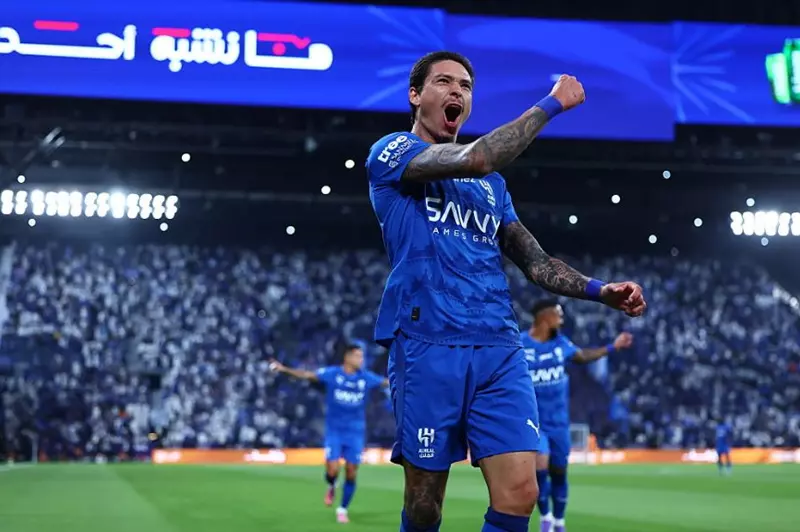 تحليل تأثير مشاركة نونيز في كلاسيكو الهلال وأهلي جدة على أداء الفريقين