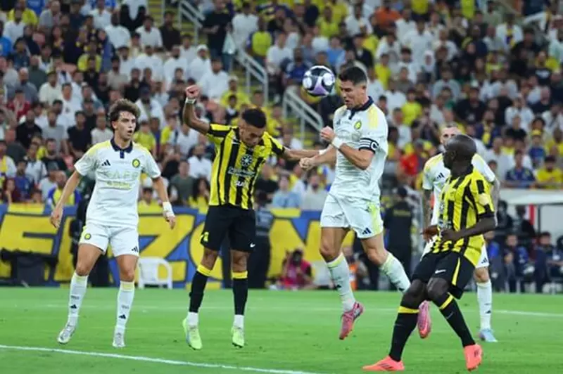 تحليل ترتيب الدوري السعودي بعد كلاسيكو الاتحاد والنصر وتأثيره على المنافسة
