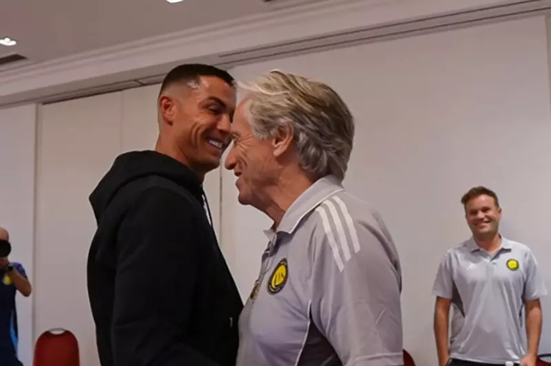 ثنائي النصر ينتظر حسم جيسوس قبل الكلاسيكو المنتظر