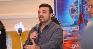 عمرو محمود ياسين يتحدث عن ذكرياته وإبداعه في مسلسلي “ونحب تاني ليه” و”اتنين قهوة”