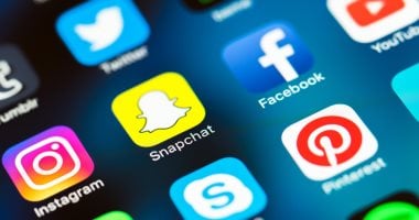 كيفية حماية طفلك من مخاطر منصات التواصل الاجتماعي بخطوات فعالة