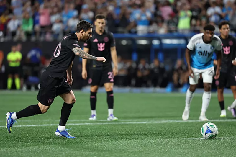 مباراة مثيرة: ميسي يتألق في انتصار إنتر ميامي على سياتل ساوندرز بالدوري الأمريكي