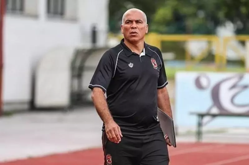 محمد يوسف يكشف عن أسباب عدم رده على وكيل إمام عاشور وتأثيره على الأهلي