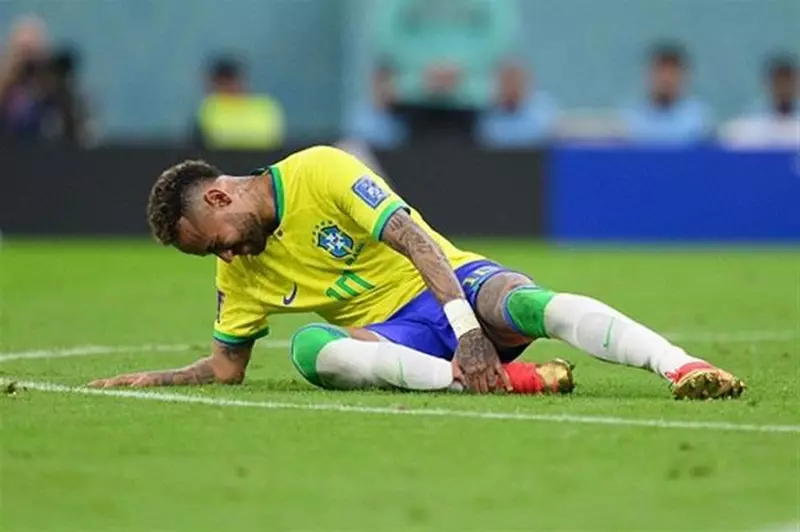 مستقبل نيمار في منتخب البرازيل بعد استبعاده من قائمة أنشيلوتي