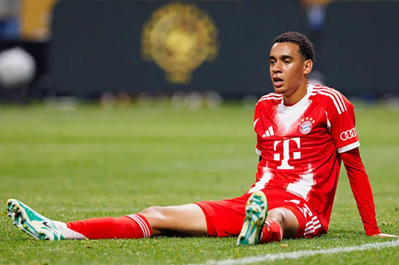 موسيالا يخطط للعودة للملاعب قبل نهاية 2025