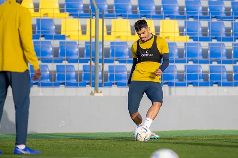 إصابة لاعب النصر السعودي تؤجل عودته لملاعب كرة القدم عدة أسابيع