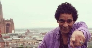 التنبؤ بمستقبل الموسيقى: محمد منير وأغاني المهرجانات من منظور تاريخي