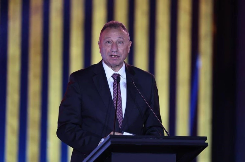 الخطيب يكشف تحديات القيادة في الأهلي خلال ثماني سنوات