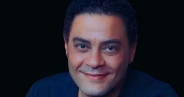 الشاعر نادر عبد الله: أبرز ملامح ألبوم إليسا الجديد